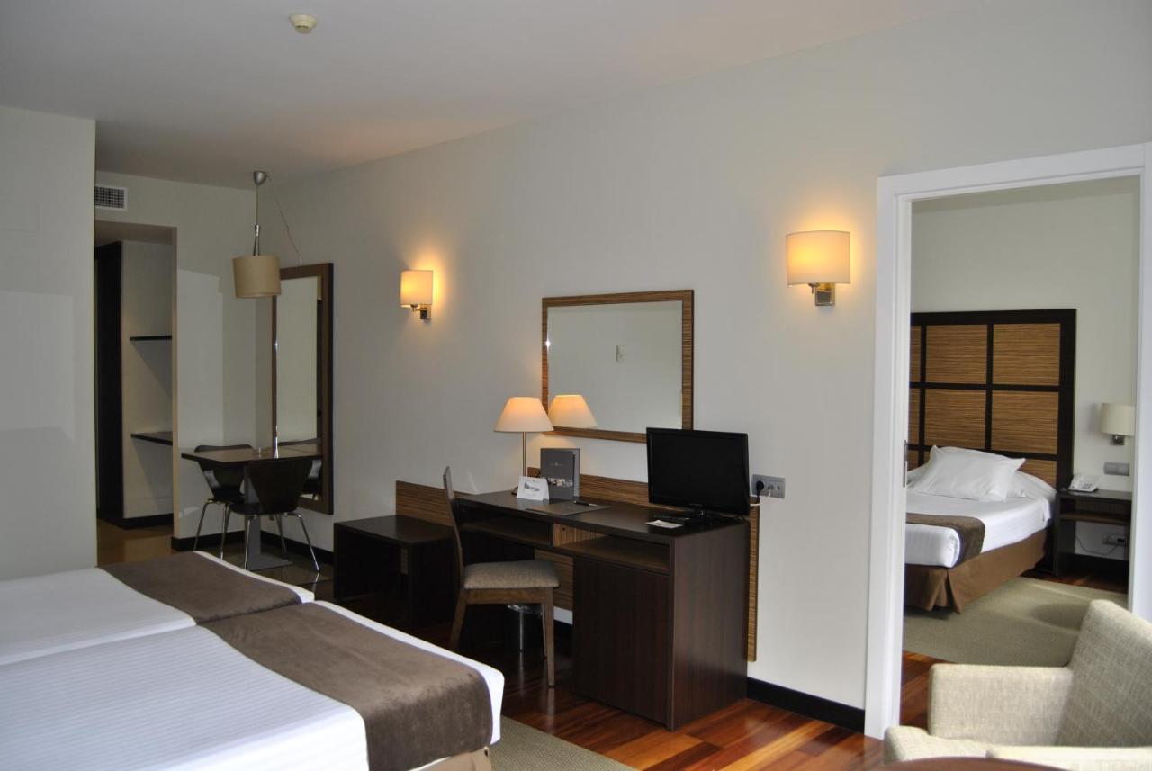 Aparthotel Attica21 As Galeras Bastiagueiro Exterior photo